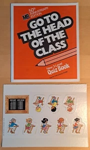 Piezas de jugador de colección 1986 NOS Go To The Head Of The Class y libro de preguntas de 3 niveles - Imagen 1 de 3