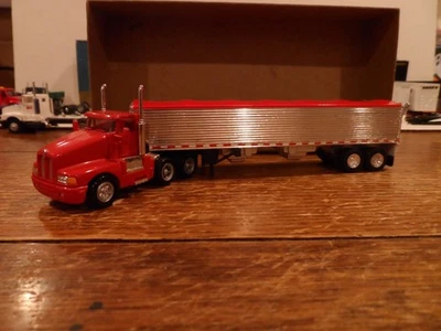 MODEL POWER/PROMOTEX HO SCALE CUSTOM KENWORTH T-600 WITH DRIVER & GRAIN TRAILER - Image 1 of 2