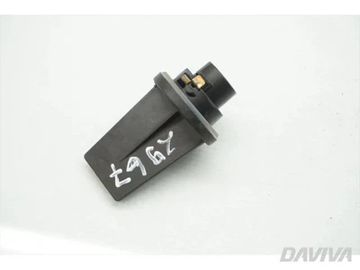 VW Golf Scheinwerferlampenfassung 2005 Fließheck 4/5dr (03-08) Benzin 1.6 FSI - Image 1 of 4