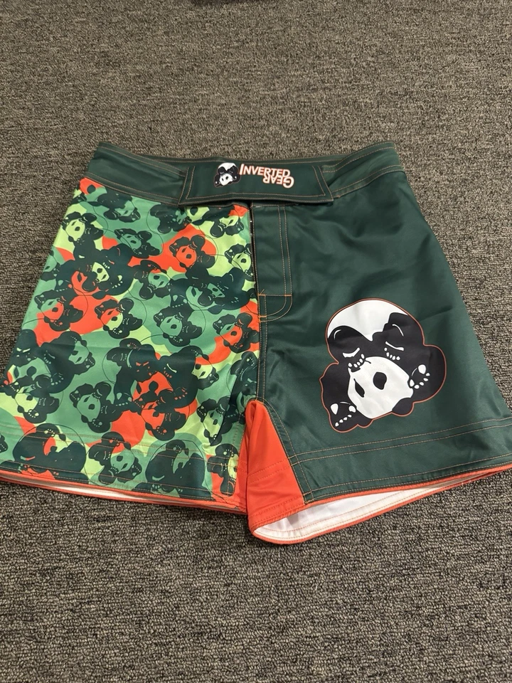 Pantalones cortos de jiu-jitsu Inverted Gear verde y naranja #BJJ Foto 1 de 3