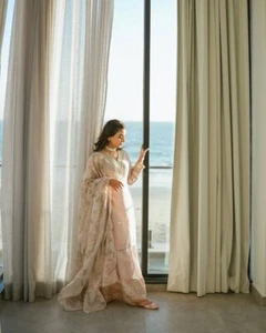 Hermoso traje palazzo rosa claro de mierda natural con Dupatta para festival indio - Imagen 1 de 9