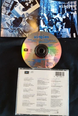 Singles [Original Soundtrack] C. Cornell/ Alice in Chains/ Pearl Jam LIKE NEW - Image 1 of 2