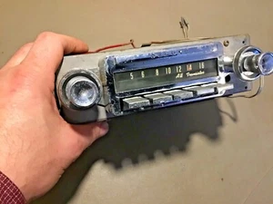 1965 Pontiac Deluxe All Transistor Delco AM Push Button Radio used original - Picture 1 of 8
