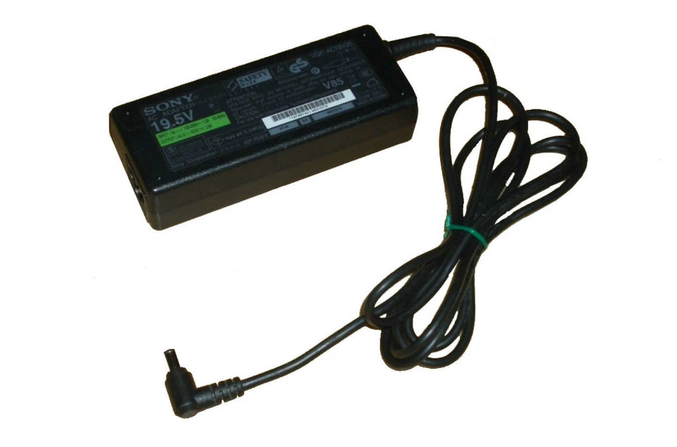 Sony PCGA-AC16V6 AC Adapter 16V DC 4A                                       **13 - Bild 1 von 1