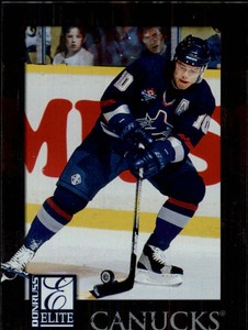 1997-98 Donruss Elite Canucks Hockey Card #4 Pavel Bure