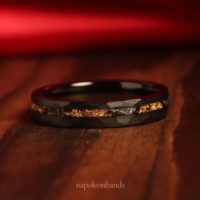 Alianza de boda para mujer anillo martillado negro meteorito hoja de oro de 4 mm, ajuste cómodo Foto 1 de 4