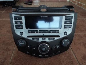 Honda ACCORD 2003-2007 Radio Facia for Stacker CD Player - Picture 1 of 8