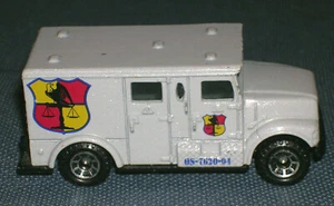 MATCHBOX 2000 ARMORED CAR FROM SERVE & PROTECT 5-PACK! LESEN & LERNEN! - Bild 1 von 6