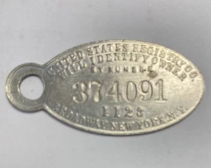 Vintage Lost Key Fob United States Registry Co. NY One Dollar Reward for Return - Picture 1 of 6