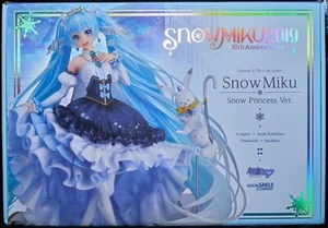 Hatsune Miku Snow Princess Version 1/7 Scale PVC Figure GOOD SMILE COMPANY - Picture 1 of 10
