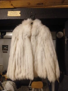 Saga fox fur coat white Quality Vintage 100% Real Blue Fox Fur - Picture 1 of 6