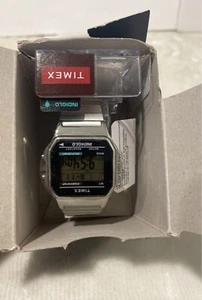 Timex Easy Reader 35mm Silver Stainless Steel Case with Silver Stainless... - Picture 1 of 7