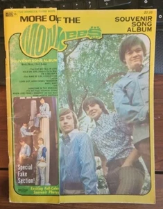 The MONKEES  More Of The Monkees Souvenir Song Album 1967 colorful photos - Picture 1 of 4