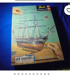 Vintage 1956 REVELL MODEL KIT - Picture 1 of 2