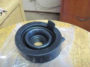 Nos OEM Suzuki Lampenfassung vorne 2004-09 GS500 35173-0BE10 - Bild 1 von 2
