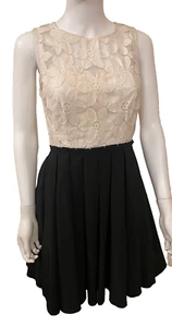 Altar’d State Lace Cream and Black lined A-line Dress Tulle Underlay Medium - Picture 1 of 13