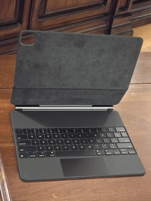 Apple Magic Keyboard 12.9" iPad Pro 3rd 4th 5th 6th Gen A2480 Black Used Tested - Image 1 of 4