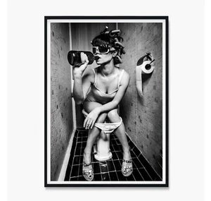 Party Girl on Toilet Drink Art Print Poster, Bathroom Smoke Poster, Restroom Art - Bild 1 von 8