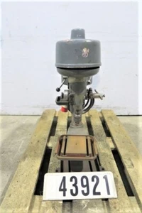 Flott TB10-I Tischbohrmaschine Ständerbohrmaschine Säulenbohrmaschine 43921 - Bild 1 von 12