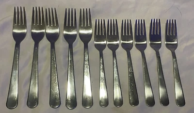 Lote de 11 garfos de dragão Ikea - Aço inoxidável 22185 - 5 jantares e 6 saladas - Veja fotos - Imagem 1 de 4