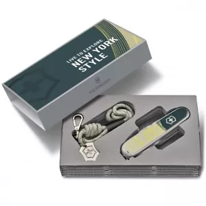 Victorinox Swiss Army Knife COMPANION NEW YORK STYLE Live to Explore - Picture 1 of 4