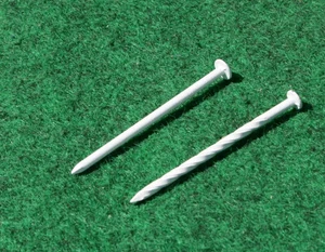 Weiße Farbe Backeisen glatte Nägel für Sand Tennisplatz Line Tape - Bild 1 von 1