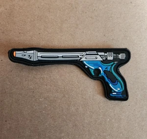 Jango Fett Blaster Gun PVC Rubber Morale Patch Hook & Loop 4"x2" By Overlandswag - Picture 1 of 4