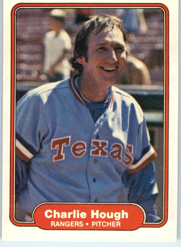 1982 Fleer MLB Baseball Cards Pick From List (Includes Rookies) 221-440 - Image 1 of 1