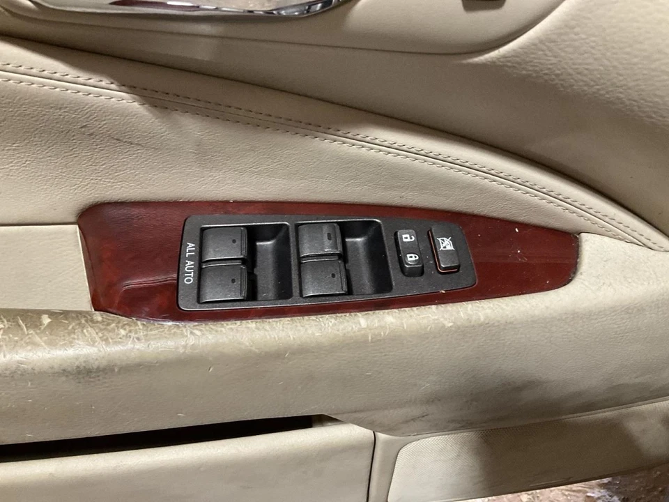 Interruptor de puerta delantera del conductor maestro del conductor se adapta a 08-11 13-15 LEXUS LX570 4638565 Foto 1 de 1