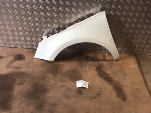 AUDI A1 KOTFLÜGEL KOTFLÜGEL VERKLEIDUNG BEIFAHRERSEITE VORNE Y9K BEIGE 2010-2015 - Bild 1 von 13