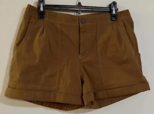 Mountain Hardwear Women’s Size 8 Outdoor Hike AP Scrambler Shorts Ochre NWT $65 - Picture 1 of 9