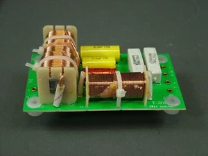 2 Wege Frequenzweiche 500 Watt High Power 6 oder 8 Ohm ein Preis kauft Ihnen ein Paar 12 db - Bild 1 von 5