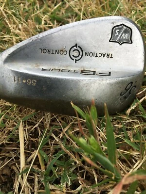 WILSON STAFF FG TOUR 56-11 WEDGE eje de acero derecho Foto 1 de 4