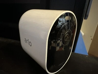 Arlo PRO 3 VMC4040P Wireless 2K Smart Security Camera For Parts - Image 1 of 4