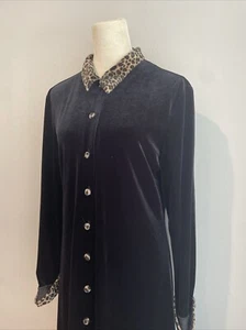Vintage Velvet Black Button Down Long Sleeve Dress Knee Length Leopard Trim Sz M - Picture 1 of 10