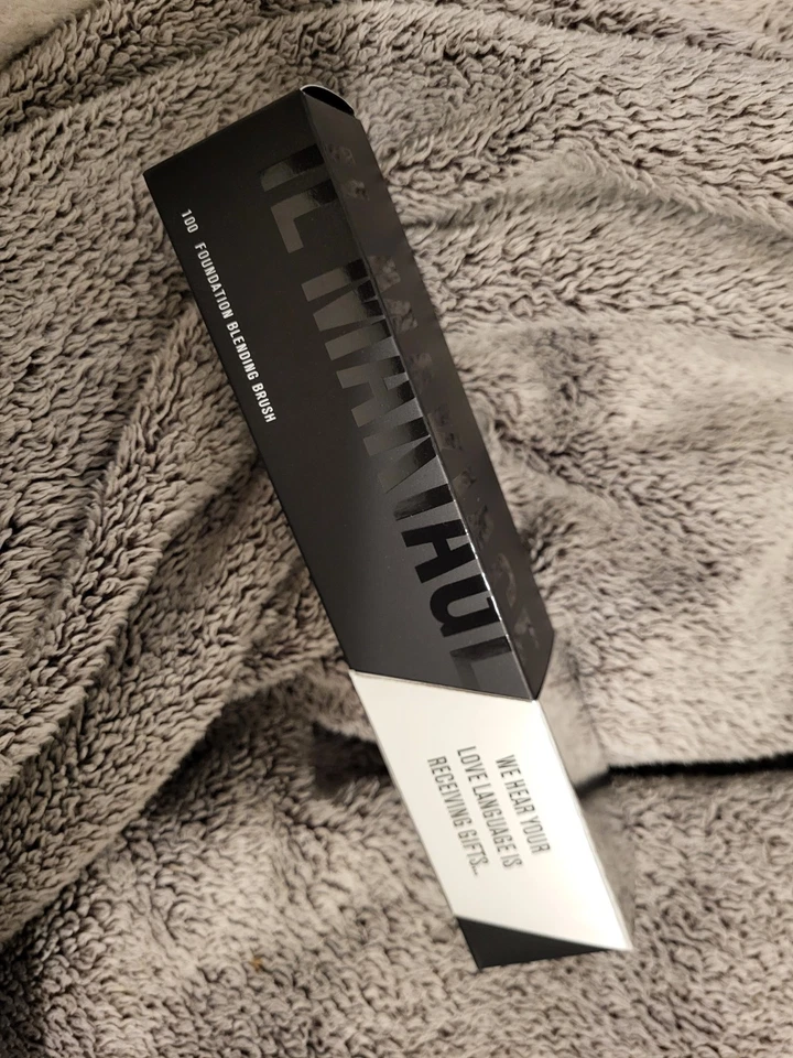 Il Makiage Foundation Blending Brush #100