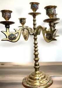 Candelabro de latón estilo antiguo para decoración del hogar 10” H X 11”. - Imagen 1 de 5