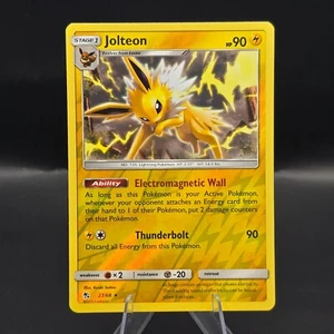 Jolteon 23/68 Hidden Fates 2019 Reverse Holo Rare Pokemon NM - Picture 1 of 2