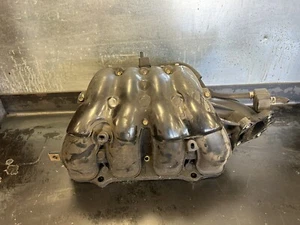 Colector de admisión Toyota Camry 2,4 L 2,4 L 02-06 - Imagen 1 de 4