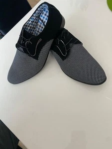 Extravaganter Herrenschuh für alle festlichen Anlässe Neu Größe 44 - Bild 1 von 5