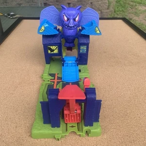 Hot Wheels Bat House Boomtrap City Manor Attack Playset 2017 - Foto 1 di 11