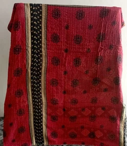 Colcha hecha a mano Kantha vintage colcha india manta de algodón Gudari Ralli tiro - Imagen 1 de 2
