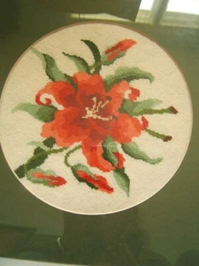 VINTAGE NEEDLEPOINT FLOWER LILY FRAMED  - Picture 1 of 7