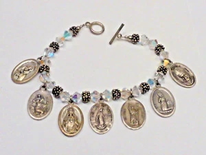 (C1) Kristall Perlen Armband mit 6 Heiligen und 1 Papst Anhänger, aus Italien. - Bild 1 von 10