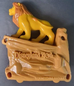 Disneyland Adventures 40th McDonald's "THE LION KING" Viewer/Toy #3, 1995 - Picture 1 of 7