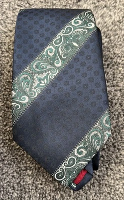 Mens Navy Blue Green Paisley Geometric Vintage Patterned Tie 3.25" Wide 51" Long - Image 1 of 2