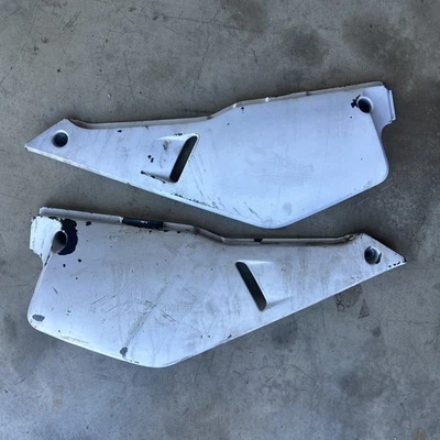 Carenados laterales izquierda y derecha Kawasaki KLR650 1987-2007 OEM Foto 1 de 4