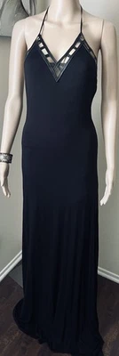 Vestido maxi de festa novo com etiquetas Sky feminino acabamento em couro tiras halter preto tamanho M - Imagem 1 de 4