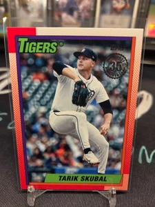 Tarik Skubal 2025 Topps Series 2 #90B2-39 🔥 1990 🔥 Detroit Tigers - Picture 1 of 2