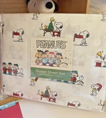 Peanuts Snoopy Christmas QUEEN Sheet Set 4 Pc Holiday Season NWT - Image 1 of 4